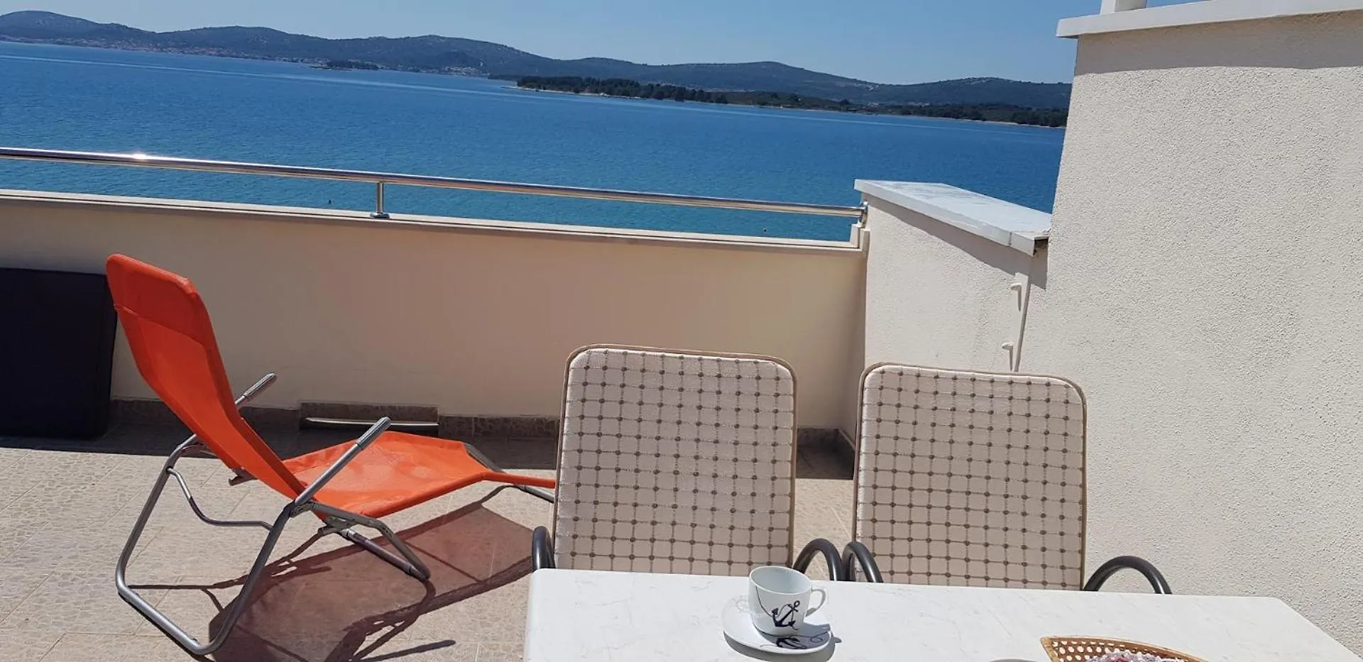 Seaside Apartments Turanj