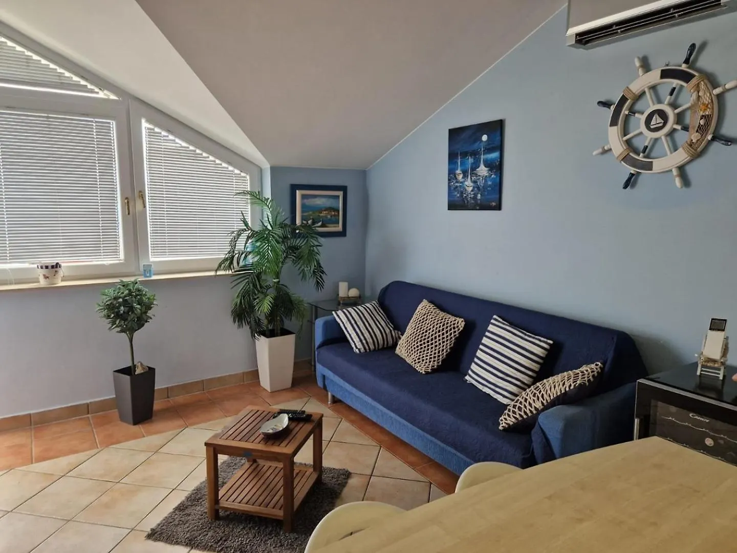 Seaside Apartments Turanj Guest house