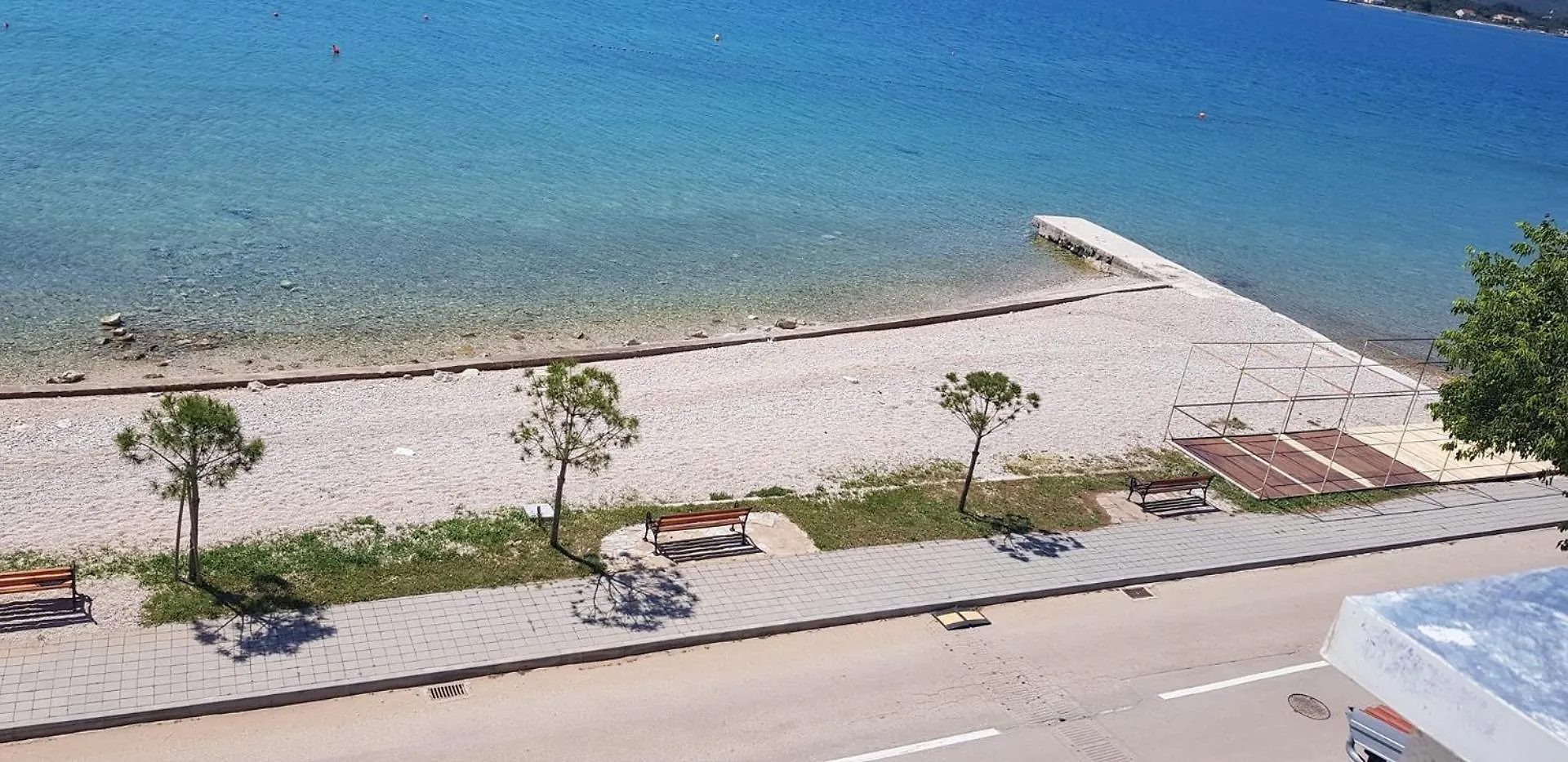 Seaside Apartments توراني